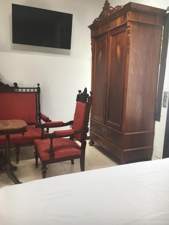 Stadthaus Mitten Im Kuenstlerviertel Von Arta Mit Zwei Wohnungen מראה חיצוני תמונה